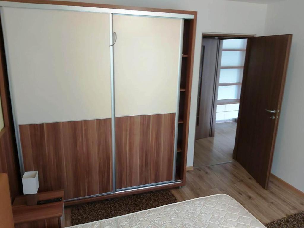Cristal Metropolis Apartman Bukarest Kültér fotó